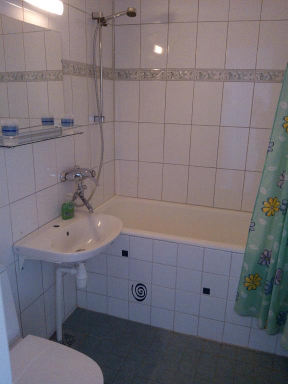 Leo Hotelli Kouvola Habitación foto